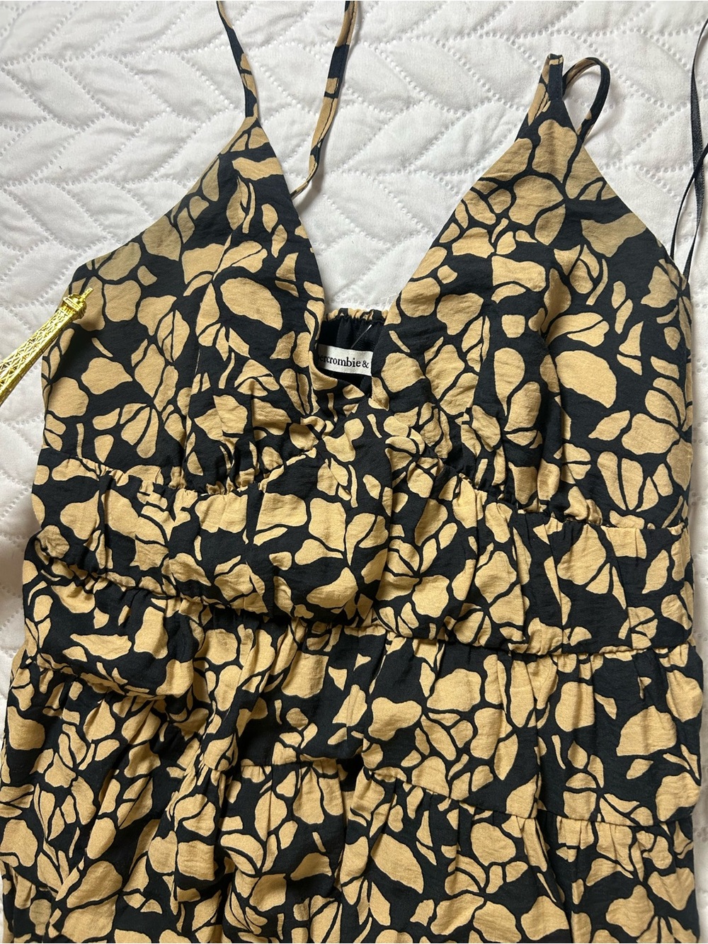 Abercrombie & Fitch Black Maxi Dress with Beige Leaf Print - Picture 10 of 11